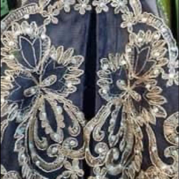 Dress - Picture 3 of 8